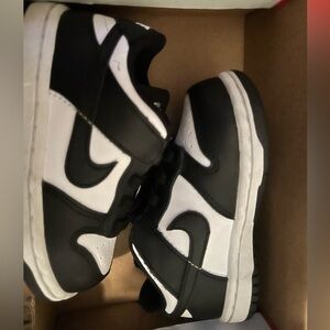 Nike panda dunks